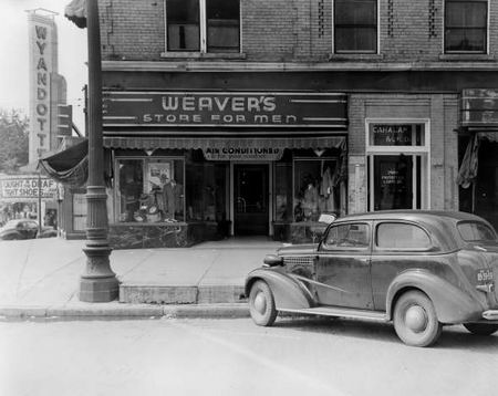 Wyandotte Theatre - Old Pic From City Of Wyandotte (newer photo)
